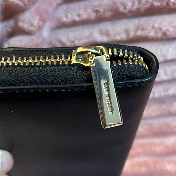 Kate Spade Two-Tone Black and Cream Wallet - Picture 5 of 7